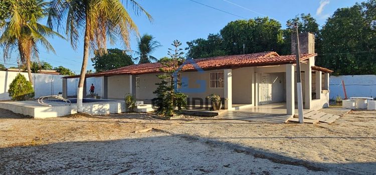 Foto 1 do(a) Fazenda / Sítio / Chácara de 5 quartos à venda em null, Aquiraz