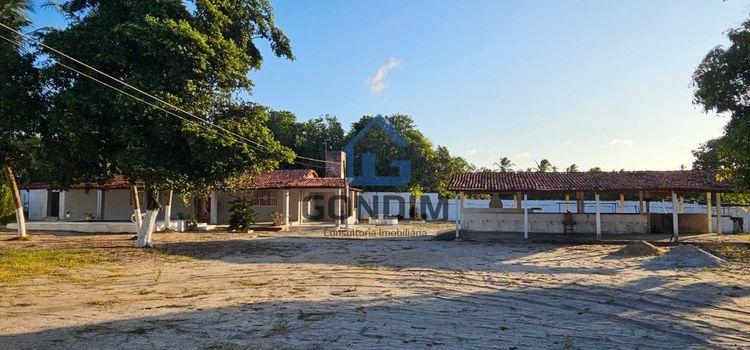 Foto 3 do(a) Fazenda / Sítio / Chácara de 5 quartos à venda em null, Aquiraz