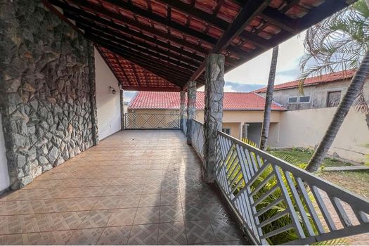 Foto 4 do(a) Casa de 4 quartos à venda em Vila Maria, Botucatu