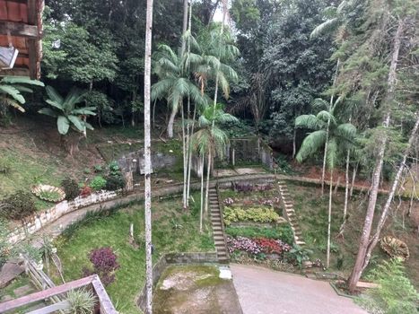 Foto 3 do(a) Casa de 3 quartos à venda em Bingen, Petrópolis