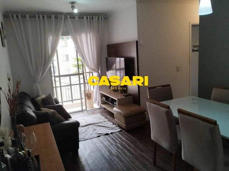 Foto 1 do(a) Apartamento de 3 quartos à venda em Jardim Stella, Santo André