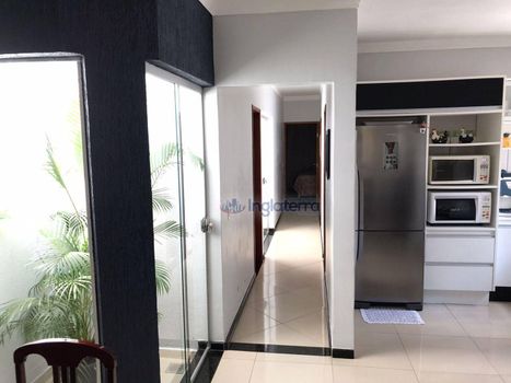 Foto 4 do(a) Casa de 3 quartos à venda em São Pedro, Londrina