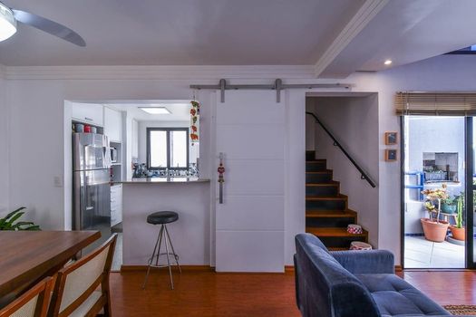 Foto 3 do(a) Apartamento de 1 quartos à venda em Vila Suzana, São Paulo