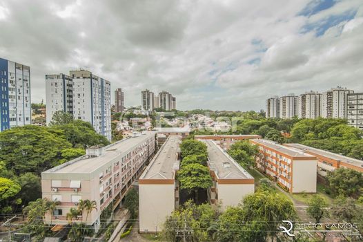 Foto 7 do(a) Apartamento de 3 quartos à venda em Boa Vista, Porto Alegre