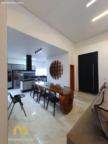 Foto 3 do(a) Casa em Condomínio de 3 quartos à venda em Cézar de Souza, Mogi das Cruzes