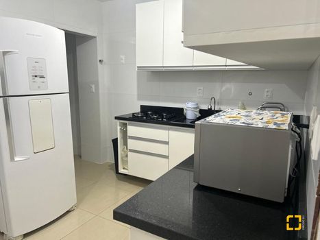Foto 8 do(a) Apartamento de 3 quartos à venda em Canasvieiras, Florianópolis