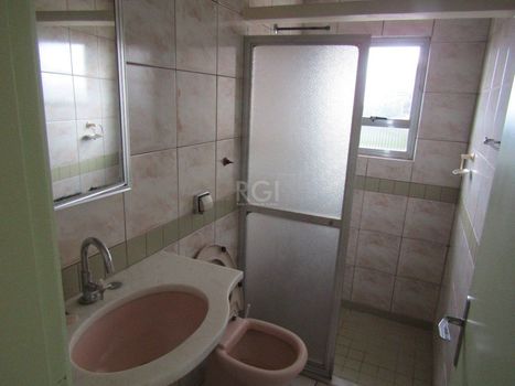 Foto 8 do(a) Flat de 7 quartos à venda em Vila Jardim, Porto Alegre