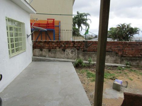 Foto 17 do(a) Flat de 7 quartos à venda em Vila Jardim, Porto Alegre