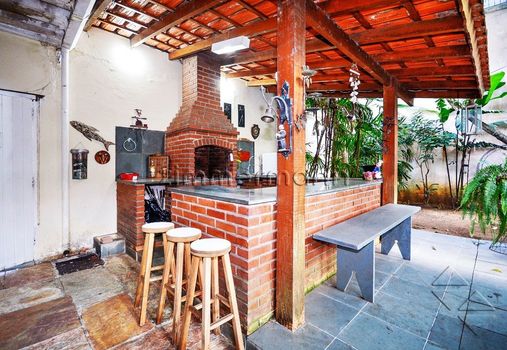 Foto 2 do(a) Casa de 4 quartos à venda em Jardim Guedala, São Paulo