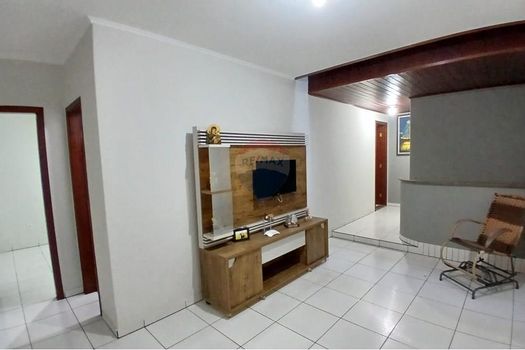 Foto 2 do(a) Casa de 5 quartos à venda em Jardim Camboriú, Itapira