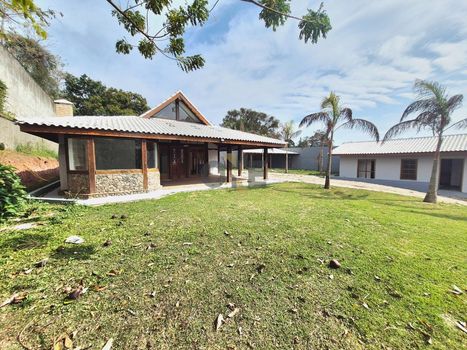 Foto 2 do(a) Casa em Condomínio de 3 quartos para alugar em Granja Viana, Cotia