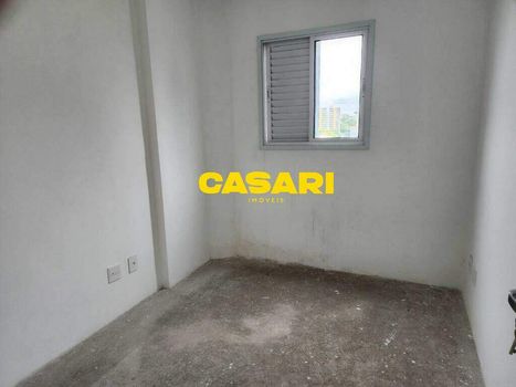 Foto 7 do(a) Apartamento de 3 quartos à venda em Jardim Cristiane, Santo André