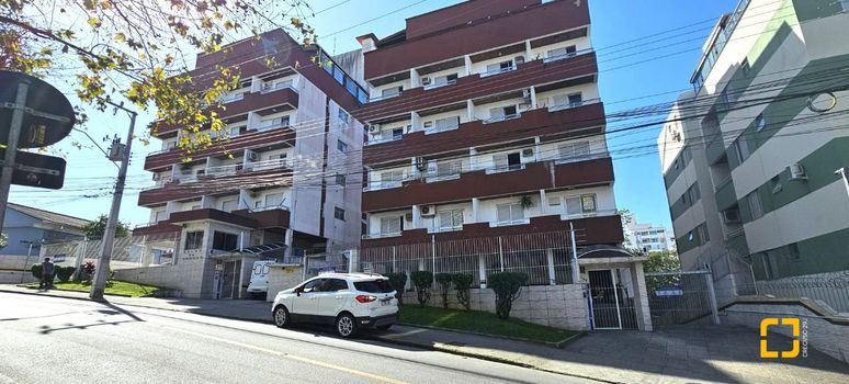 Foto 4 do(a) Cobertura de 2 quartos à venda em Carvoeira, Florianópolis