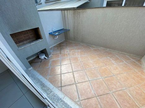 Foto 7 do(a) Flat de 3 quartos à venda em Pedra Redonda, Porto Alegre