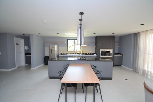 Foto 18 do(a) Apartamento de 1 quartos à venda em Centro, Curitiba