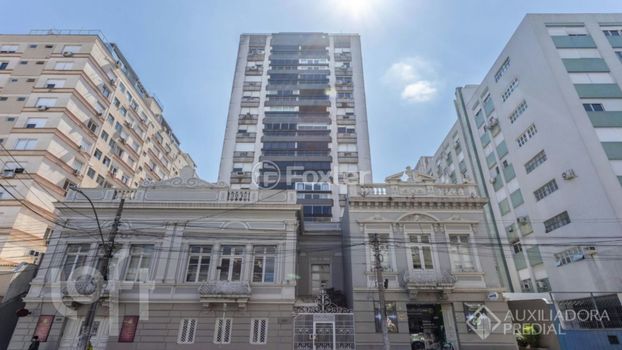 Foto 36 do(a) Apartamento de 2 quartos à venda em Independência, Porto Alegre