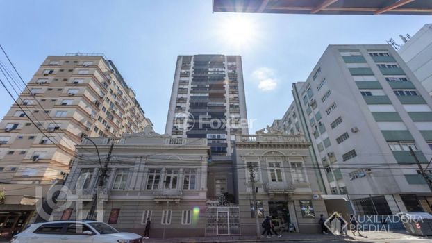 Foto 35 do(a) Apartamento de 2 quartos à venda em Independência, Porto Alegre