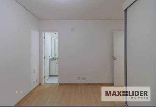 Foto 4 do(a) Apartamento de 2 quartos para alugar em Jardim Tupanci, Barueri