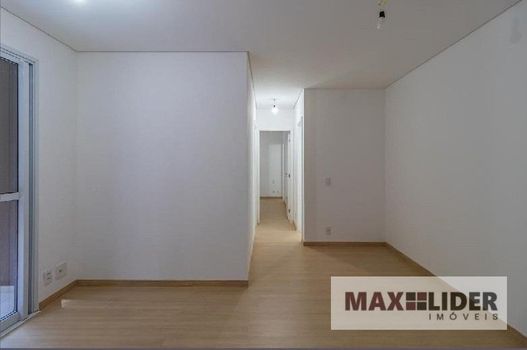 Foto 6 do(a) Apartamento de 2 quartos para alugar em Jardim Tupanci, Barueri