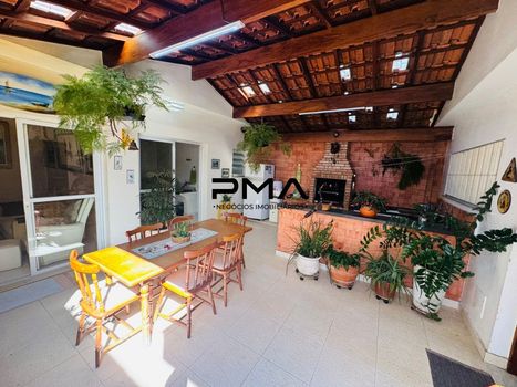 Foto 4 do(a) Casa de 4 quartos à venda em Jardim da Glória, São Paulo