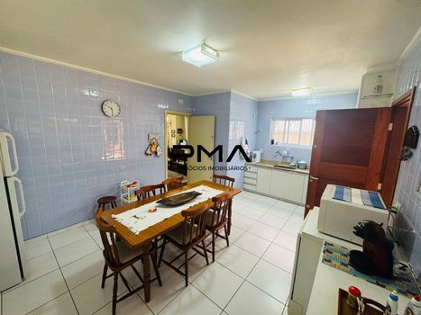 Foto 6 do(a) Casa de 4 quartos à venda em Jardim da Glória, São Paulo