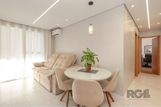 Foto 4 do(a) Apartamento de 2 quartos à venda em Jardim Carvalho, Porto Alegre