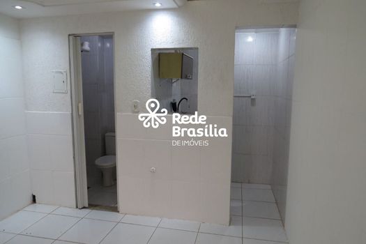 Foto 3 do(a) Loja false à venda em Asa Norte, Brasília