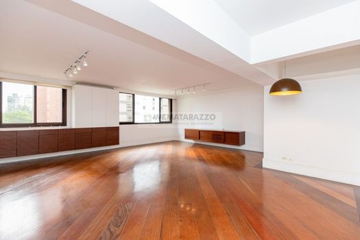 Foto 2 do(a) Apartamento de 3 quartos à venda em Jardim Paulistano, São Paulo