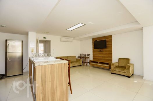 Foto 47 do(a) Apartamento de 2 quartos à venda em Santana, Porto Alegre