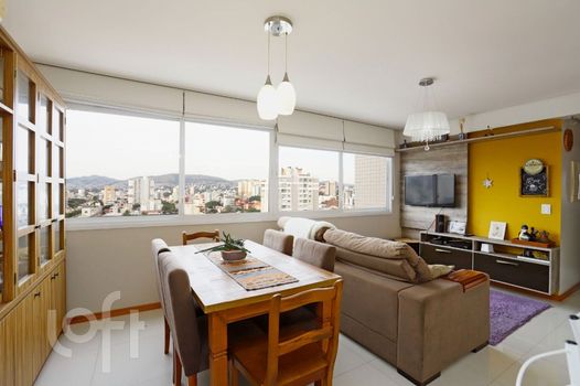 Foto 4 do(a) Apartamento de 2 quartos à venda em Santana, Porto Alegre