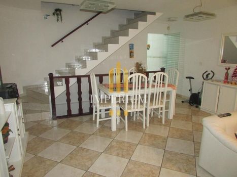 Foto 17 do(a) Casa de 4 quartos à venda em Vila Maria Alta, São Paulo