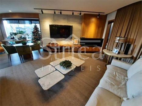 Foto 5 do(a) Apartamento de 4 quartos à venda em Indianópolis, São Paulo