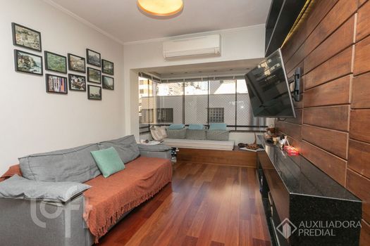 Foto 6 do(a) Apartamento de 3 quartos à venda em Auxiliadora, Porto Alegre