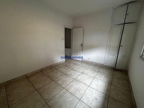 Foto 14 do(a) Casa em Condomínio de 2 quartos à venda em Vila Mathias, Santos
