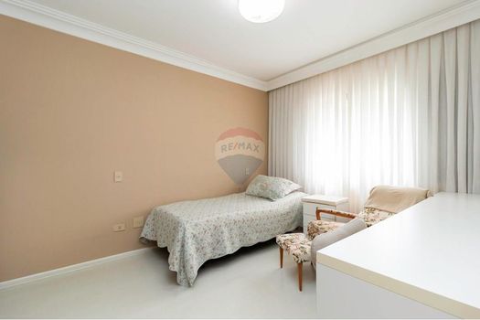 Foto 37 do(a) Apartamento de 4 quartos à venda em Centro, Curitiba
