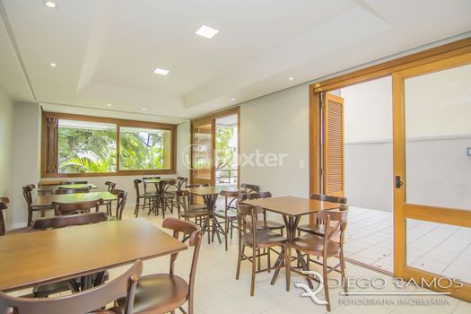 Foto 49 do(a) Apartamento de 3 quartos à venda em Petrópolis, Porto Alegre