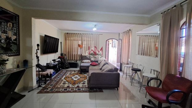 Foto 7 do(a) Casa de 3 quartos à venda em Jardim São Luís, São Paulo