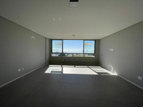 Foto 3 do(a) Apartamento de 4 quartos para alugar em Jardim Atlântico, Florianópolis