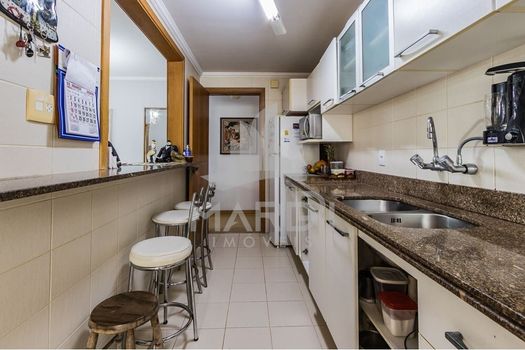 Foto 25 do(a) Apartamento de 3 quartos à venda em Jardim Lindóia, Porto Alegre