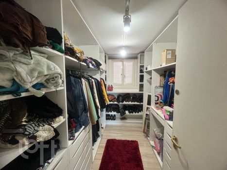 Foto 12 do(a) Apartamento de 5 quartos à venda em Petrópolis, Porto Alegre