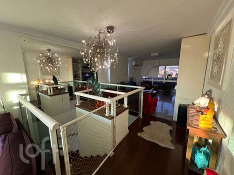 Foto 9 do(a) Apartamento de 5 quartos à venda em Petrópolis, Porto Alegre