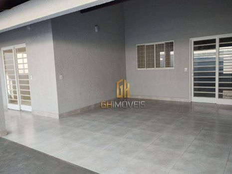 Foto 3 do(a) Casa de 3 quartos à venda em Parque Atheneu, Goiânia