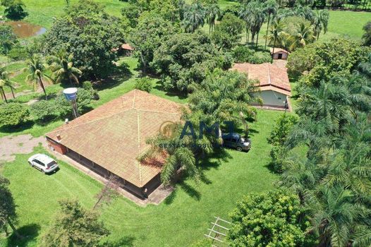 Foto 1 do(a) Fazenda / Sítio / Chácara de 6 quartos à venda em null, Palmeiras de Goiás