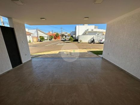 Foto 2 do(a) Casa em Condomínio de 3 quartos para alugar em Centro, São Carlos