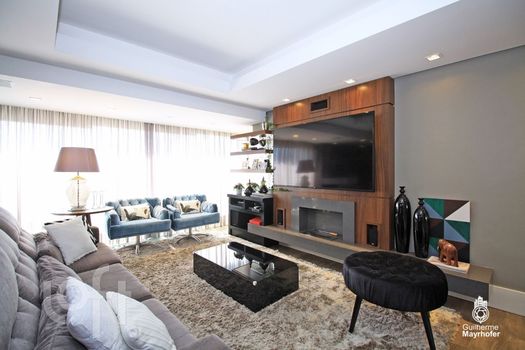 Foto 2 do(a) Apartamento de 3 quartos à venda em Jardim Europa, Porto Alegre