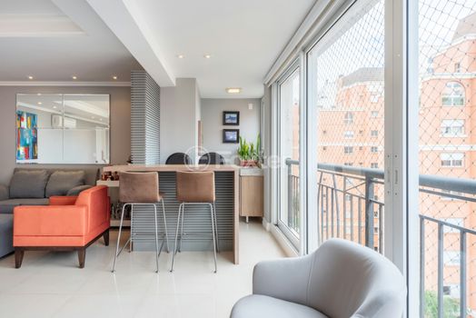Foto 4 do(a) Apartamento de 3 quartos à venda em Jardim Europa, Porto Alegre