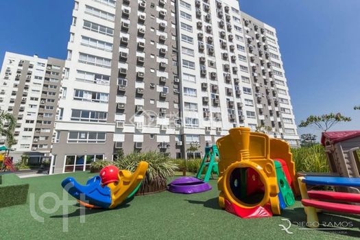 Foto 38 do(a) Apartamento de 2 quartos à venda em São Sebastião, Porto Alegre