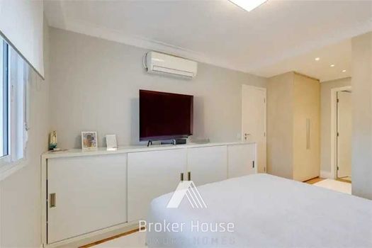 Foto 14 do(a) Apartamento de 3 quartos à venda em Santo Amaro, São Paulo