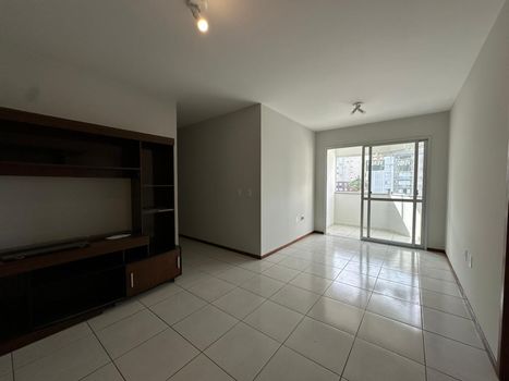Foto 4 do(a) Apartamento de 2 quartos à venda em Centro, Criciúma