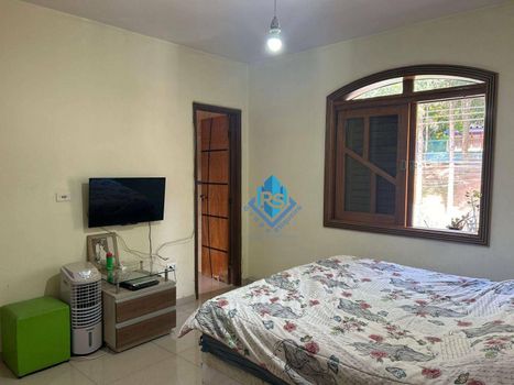Foto 15 do(a) Casa em Condomínio de 4 quartos para alugar em Jardim Maria Adelaide, São Bernardo do Campo